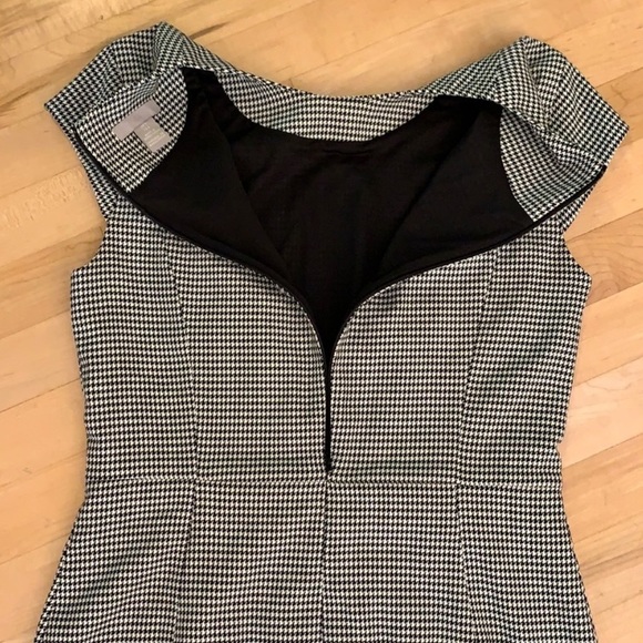 H&M Black and White Houndstooth Print Cap Sleeve Dress - Picture 4 of 9